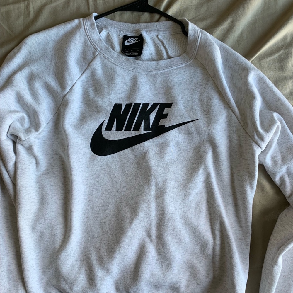 Nike sweatshirts